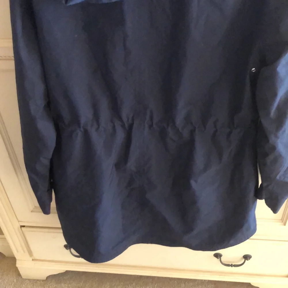 Be Boundless Women’s Thin Raincoat Jacket - Picture 7 of 8